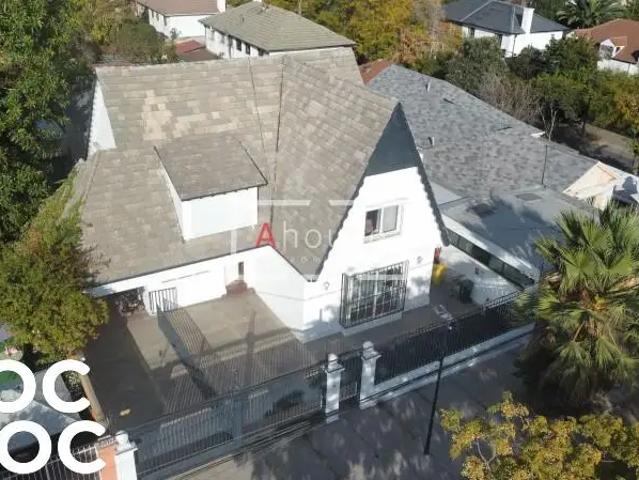 Casa en arriendo en Barrio Montenegro, Santiago