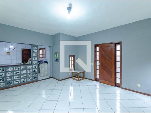 Casa aluguel em Região Geográfica Imediata do Rio de Janeiro, Região Metropolitana do Rio de Janeiro