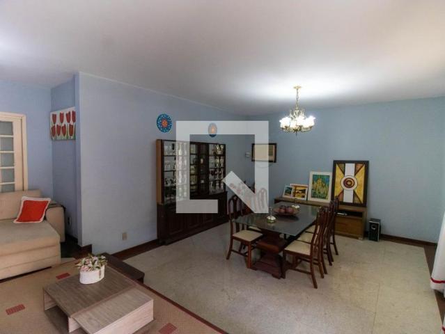 Casa aluguel em Engenho do Mato, Niterói