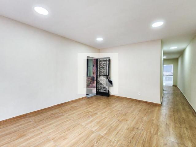 Casa aluguel em Região Geográfica Imediata do Rio de Janeiro, Região Metropolitana do Rio de Janeiro