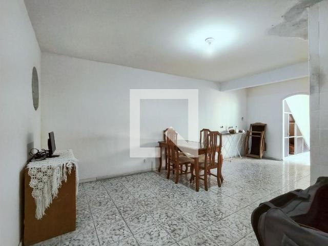 Casa aluguel em Região Geográfica Imediata do Rio de Janeiro, Região Metropolitana do Rio de Janeiro