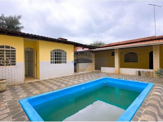 Casa venda em Região Geográfica Imediata do Distrito Federal, Região Integrada de Desenvolvimento do Distrito Federal e Entorno