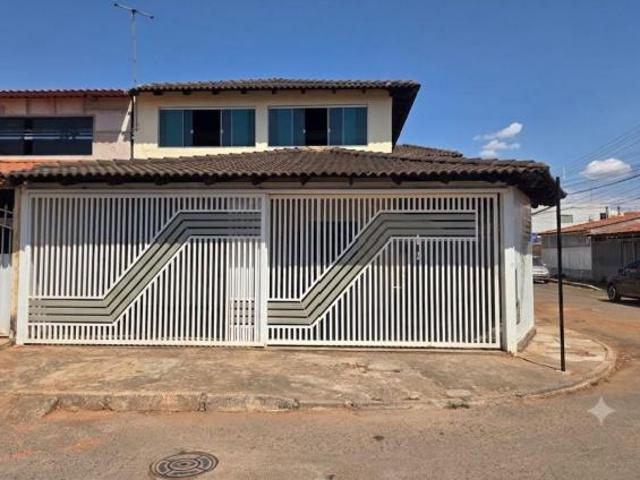 Casa venda em Setor de Mansões Sudeste, Samambaia