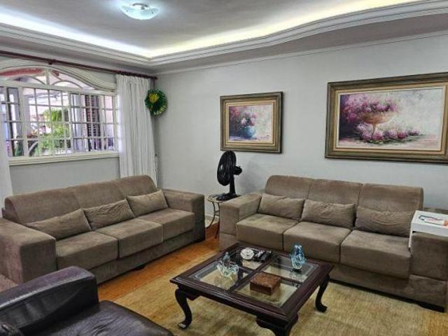 Casa venda em Região Geográfica Imediata do Distrito Federal, Região Integrada de Desenvolvimento do Distrito Federal e Entorno
