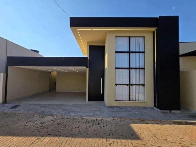 Casa venda em Região Geográfica Imediata do Distrito Federal, Região Integrada de Desenvolvimento do Distrito Federal e Entorno