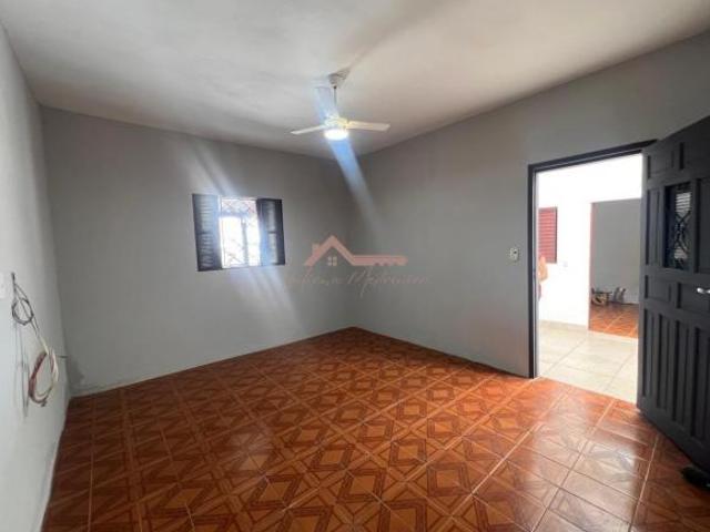 Casa venda em Nova Crixás, Região Geográfica Intermediária de Goiânia