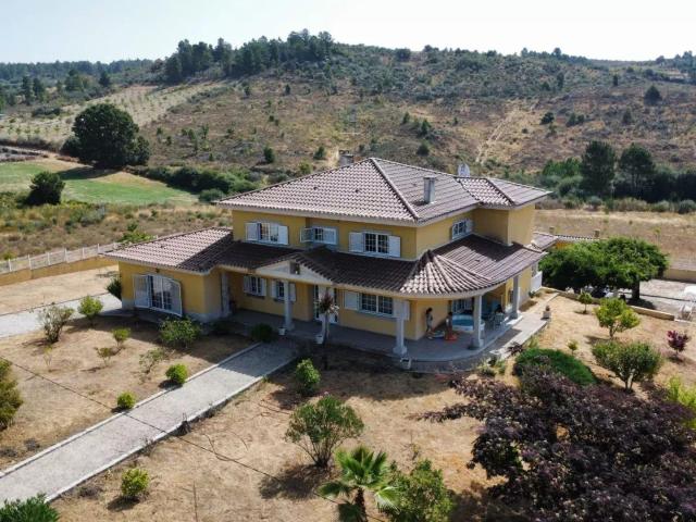 Vivenda venda em Vila Flor, Bragança