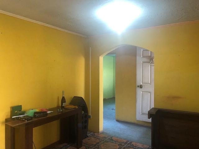 Casa esquina 2 dormitorios sector la Tortuga