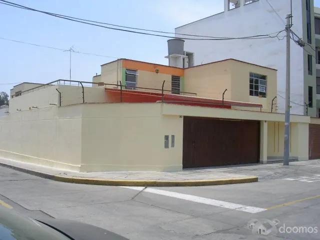 Casa alquiler en Santiago De Surco, Lima Metropolitana