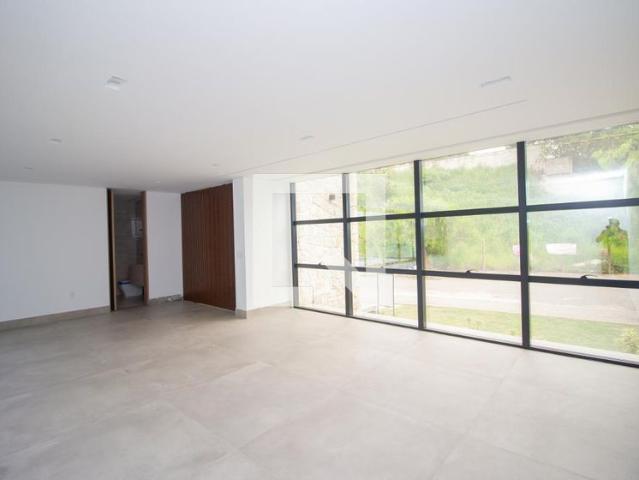 Casa aluguel em Sede, Contagem