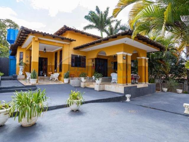 Casa venda em Região Geográfica Imediata do Distrito Federal, Região Integrada de Desenvolvimento do Distrito Federal e Entorno