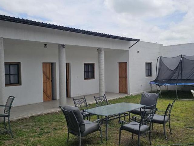 CASA ESTILO HACIENDA EN VENTA EN LOS CUES, QUERÉTARO