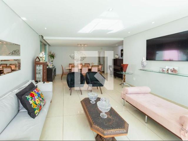 Casa aluguel em Região Geográfica Imediata de Belo Horizonte, Região Metropolitana de Belo Horizonte