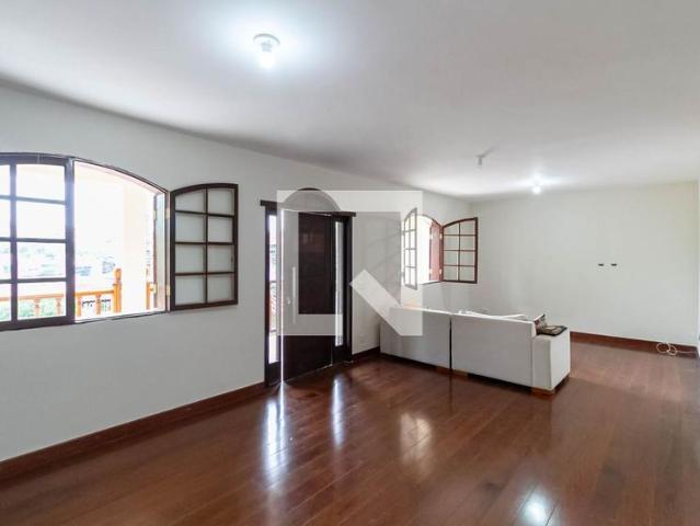Casa aluguel em Região Geográfica Imediata de Belo Horizonte, Região Metropolitana de Belo Horizonte