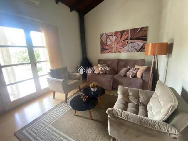 Casa venda em Guaíba, Centro