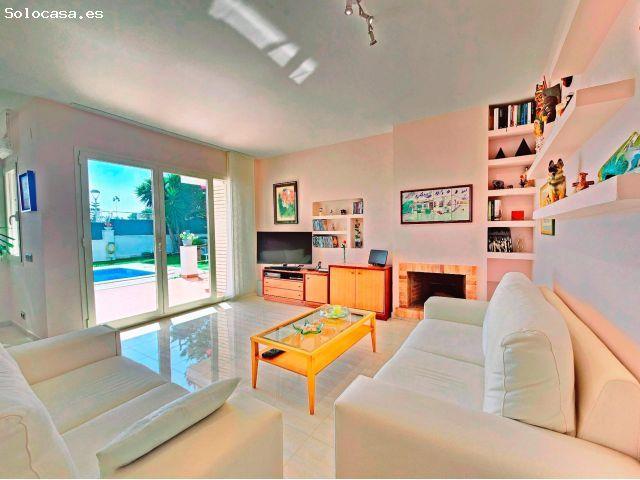 Casa en venta en Vilanova I La Geltrú, Racó de Santa Llúcia