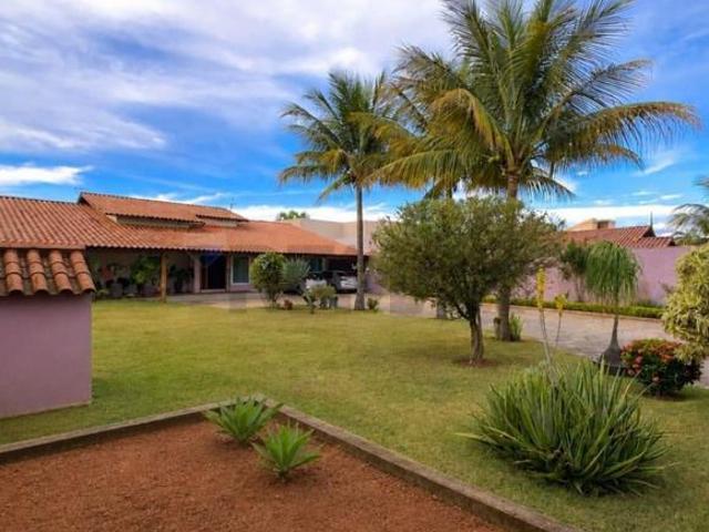 Casa venda em Região Geográfica Imediata do Distrito Federal, Região Integrada de Desenvolvimento do Distrito Federal e Entorno