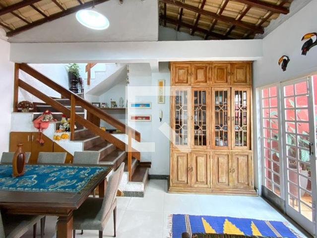 Casa venda em Região Geográfica Imediata de Belo Horizonte, Região Metropolitana de Belo Horizonte