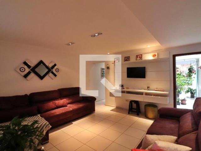 Casa aluguel em Região Imediata de São Paulo, Região Metropolitana de São Paulo