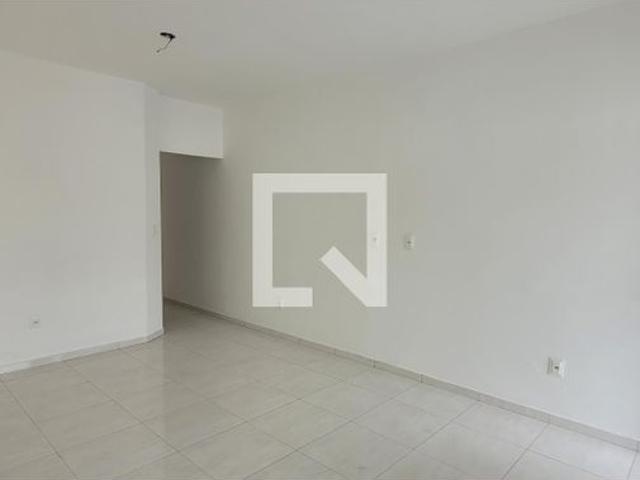 Casa aluguel em Região Geográfica Imediata de Belo Horizonte, Região Metropolitana de Belo Horizonte
