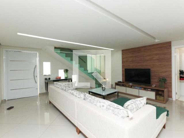 Casa aluguel em Região Geográfica Imediata de Belo Horizonte, Região Metropolitana de Belo Horizonte