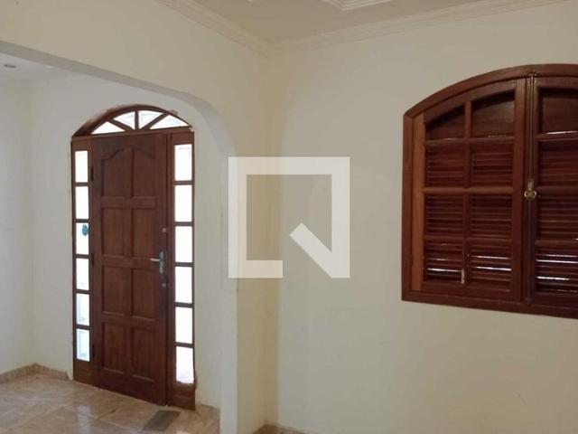 Casa aluguel em Região Geográfica Imediata de Belo Horizonte, Região Metropolitana de Belo Horizonte