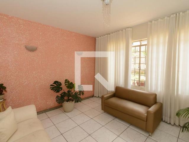 Casa aluguel em Contagem, Jardim Riacho das Pedras