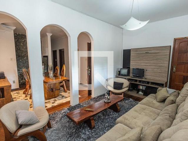 Casa aluguel em Região Geográfica Imediata de Belo Horizonte, Região Metropolitana de Belo Horizonte