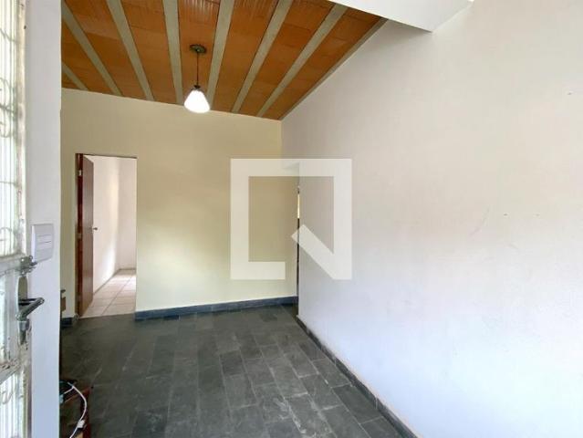 Casa aluguel em Floresta, Belo Horizonte