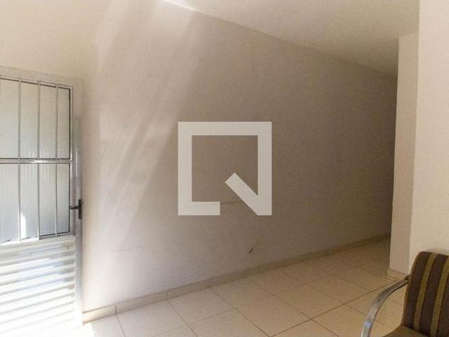 Casa aluguel em Região Geográfica Imediata do Rio de Janeiro, Região Metropolitana do Rio de Janeiro