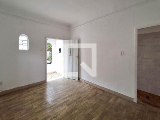 Casa aluguel em Região Geográfica Imediata do Rio de Janeiro, Região Metropolitana do Rio de Janeiro