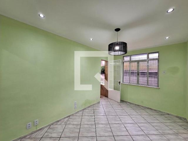 Casa aluguel em Região Geográfica Imediata do Rio de Janeiro, Região Metropolitana do Rio de Janeiro