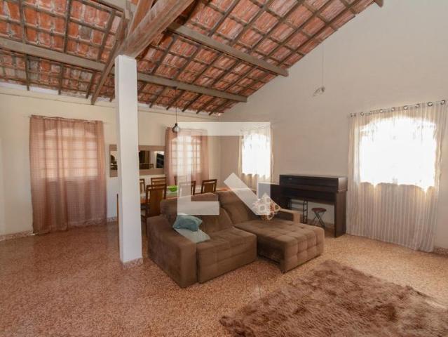 Casa aluguel em Sede, Contagem