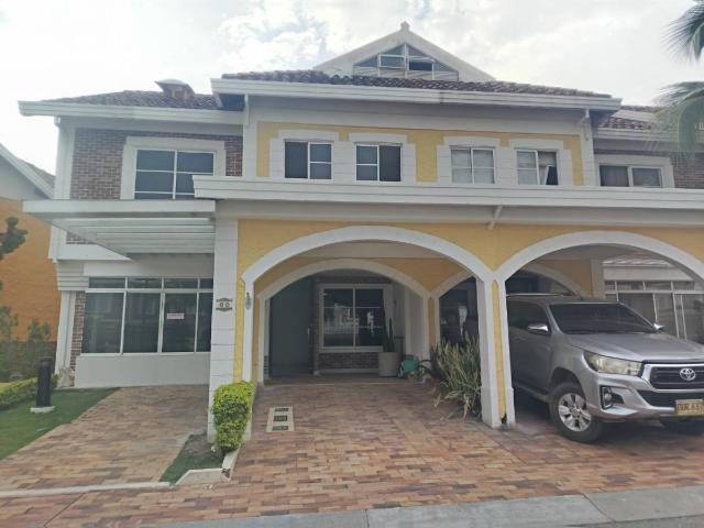 Casa en arriendo en Santander