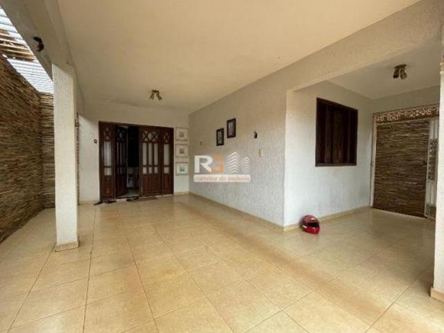 Casa venda em Região Geográfica Imediata de Águas Lindas de Goiás, Região Integrada de Desenvolvimento do Distrito Federal e Entorno