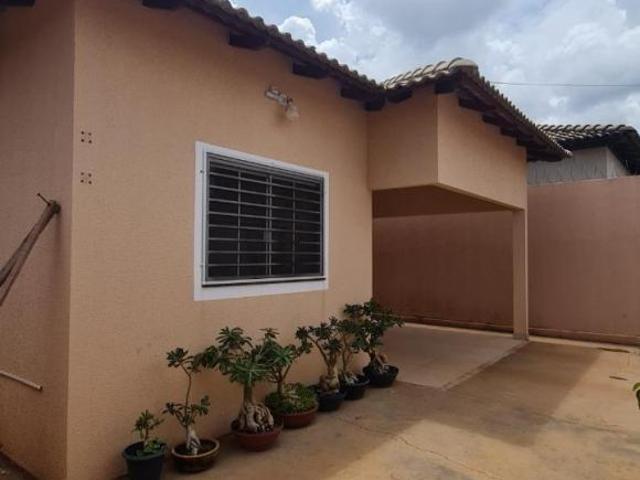 Casa venda em Região Geográfica Imediata de Águas Lindas de Goiás, Região Integrada de Desenvolvimento do Distrito Federal e Entorno