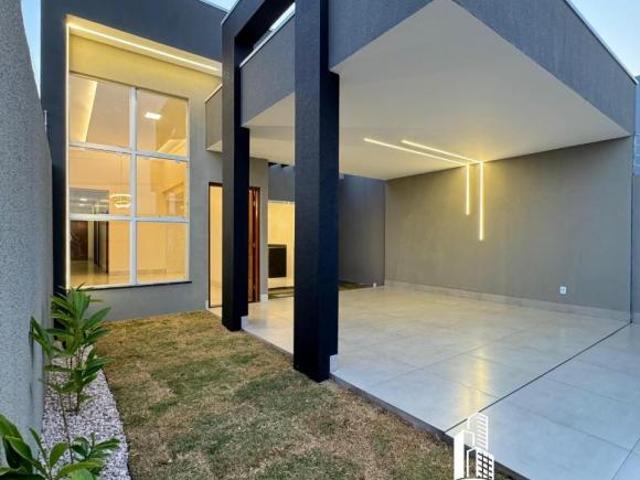Casa venda em Região Geográfica Imediata de Águas Lindas de Goiás, Região Integrada de Desenvolvimento do Distrito Federal e Entorno