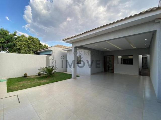 Casa venda em Região Geográfica Imediata de Águas Lindas de Goiás, Região Integrada de Desenvolvimento do Distrito Federal e Entorno