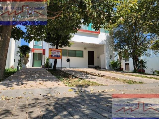 Casa en venta en Zamora, Michoacán