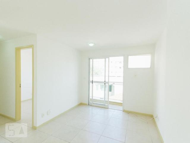 Casa aluguel em Região Geográfica Imediata do Rio de Janeiro, Região Metropolitana do Rio de Janeiro