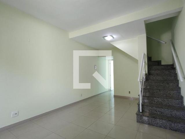 Casa aluguel em Região Geográfica Imediata do Rio de Janeiro, Região Metropolitana do Rio de Janeiro