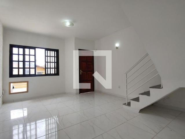 Casa aluguel em Região Geográfica Imediata do Rio de Janeiro, Região Metropolitana do Rio de Janeiro