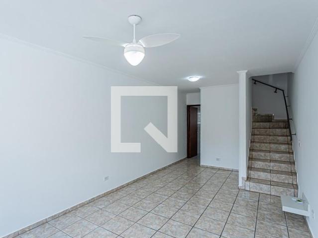 Casa aluguel em Freguesia do Ó, Biritiba-Mirim