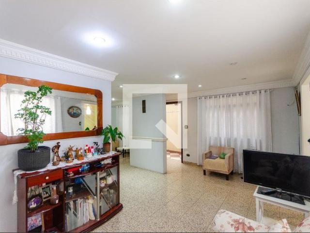 Casa aluguel em Região Imediata de São Paulo, Região Metropolitana de São Paulo