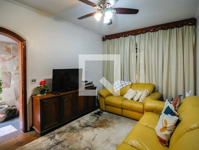 Casa aluguel em Região Imediata de São Paulo, Região Metropolitana de São Paulo