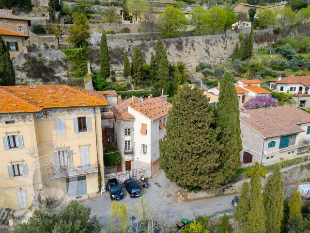 Casa in vendita a Cortona, Toscana