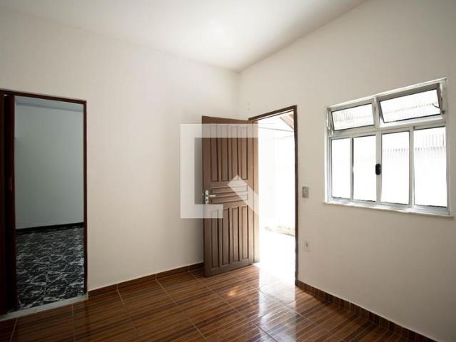 Casa aluguel em Colubandê, São Gonçalo