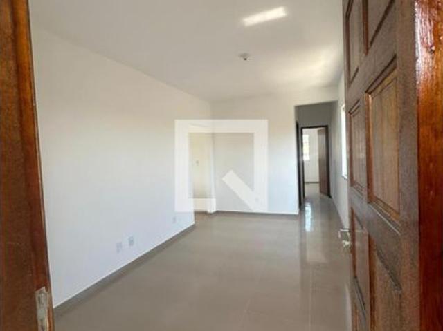 Casa aluguel em Colubandê, São Gonçalo