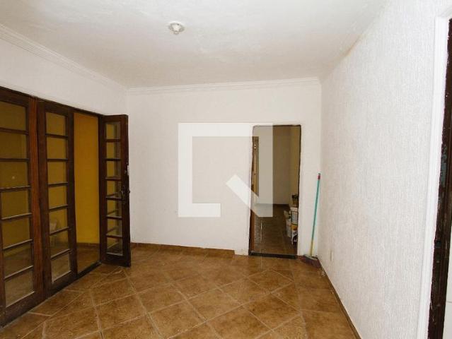 Casa aluguel em Condomínio Habitacional Henrique Silva Araújo, Belo Horizonte