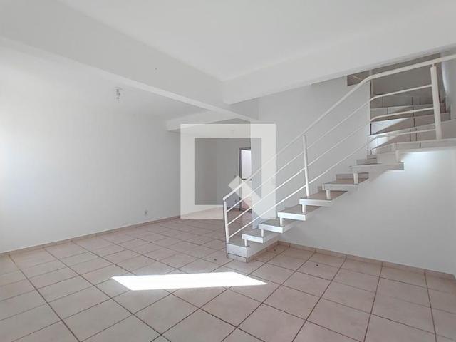 Casa aluguel em Região Geográfica Imediata de Uberlândia, Oliveira Fortes